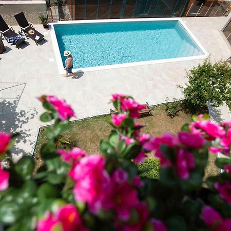 Apartment Mery Pula Zewnętrze zdjęcie
