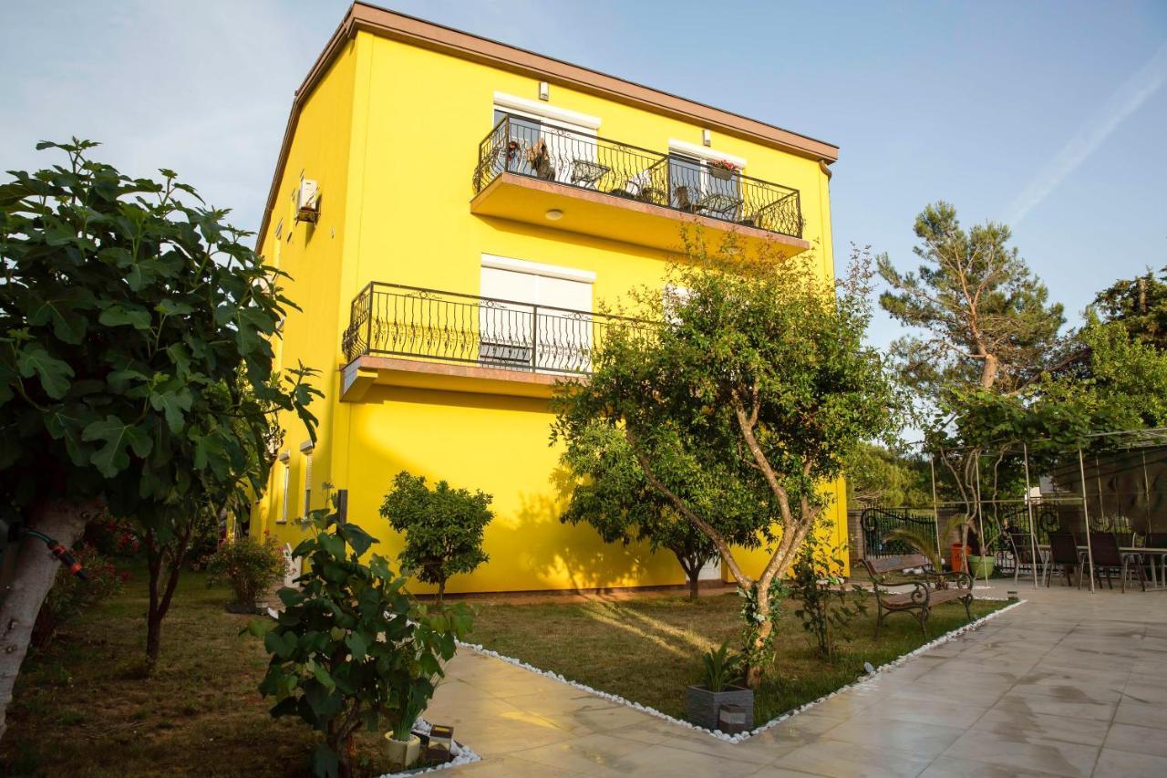 Apartment Mery Pula Zewnętrze zdjęcie