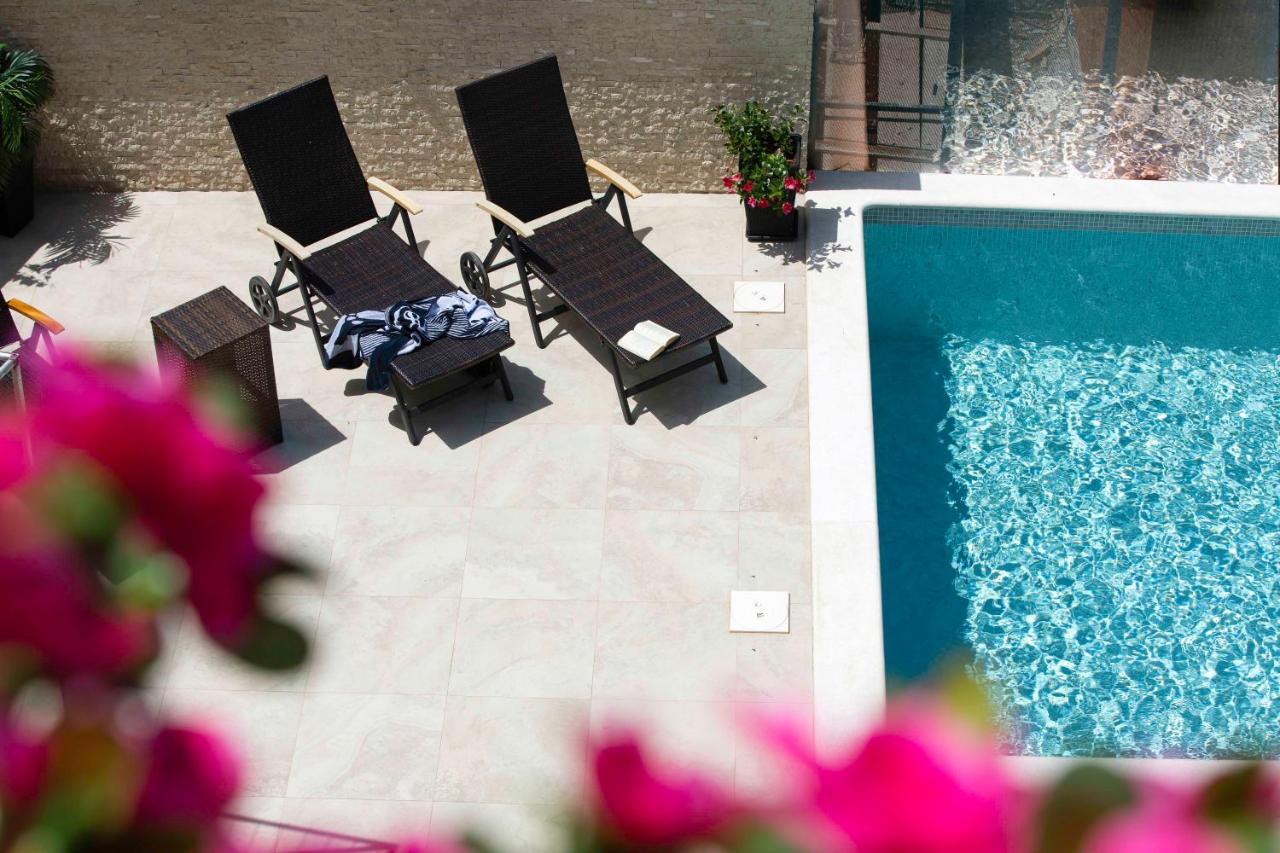 Apartment Mery Pula Zewnętrze zdjęcie